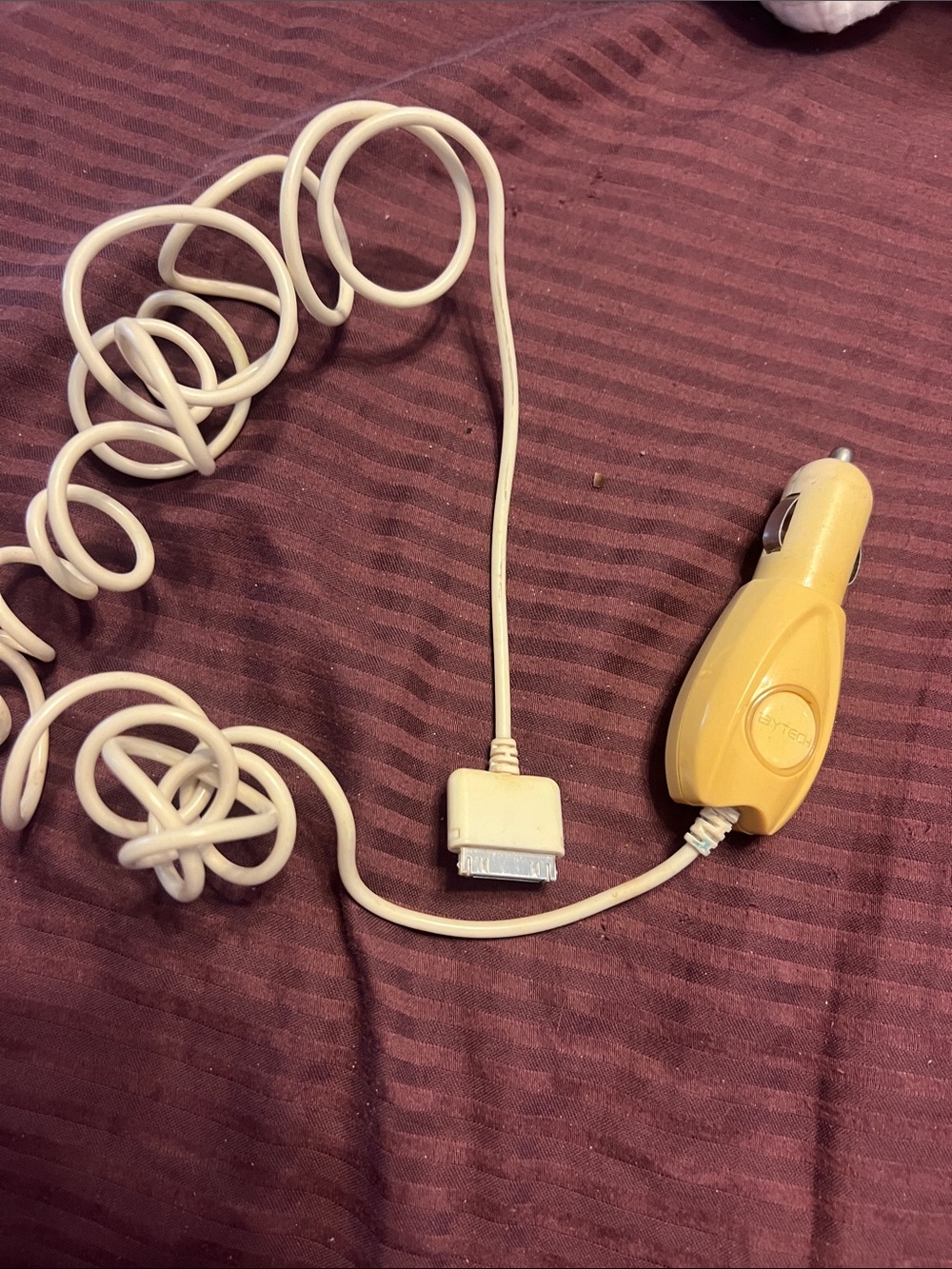 Car Charger for 1st generation iPad (30-Pin Connector)